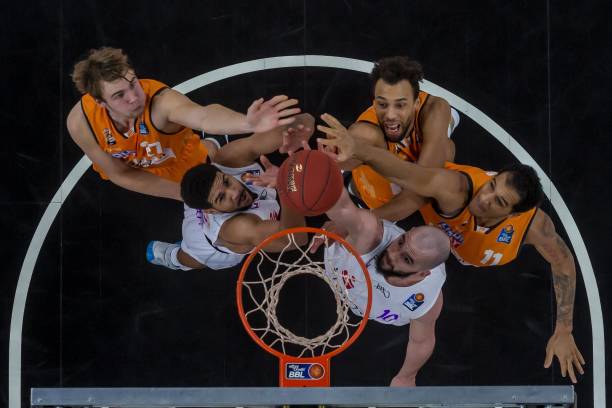 中卫萨利巴 中卫萨利巴